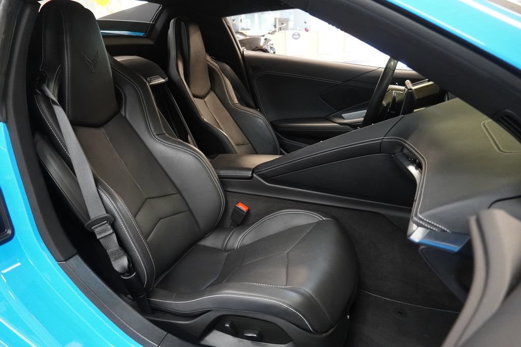 Used 2024 Chevrolet Corvette Z06 RWD image 30