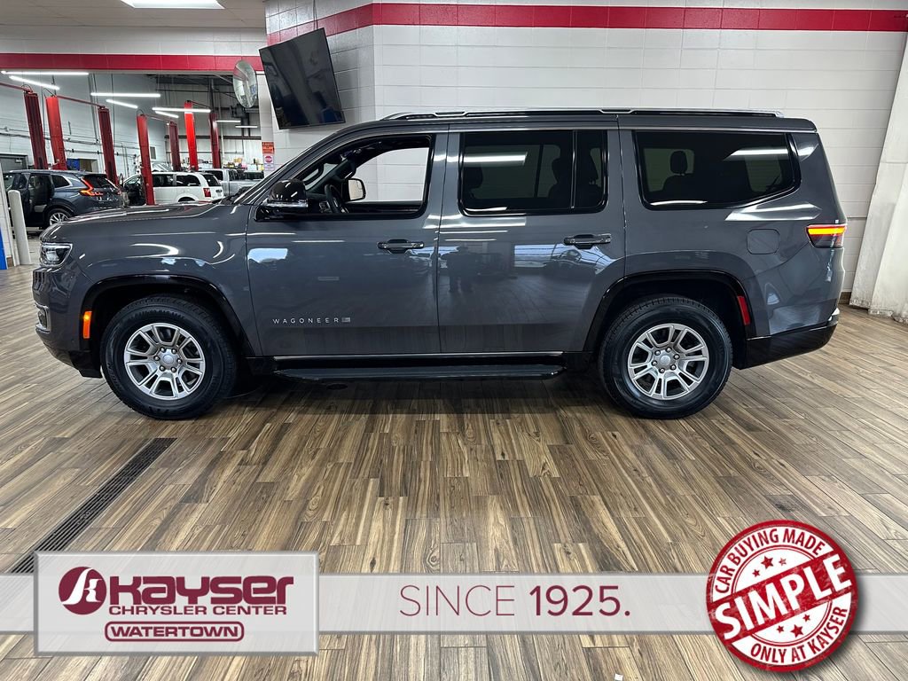 Used 2024 Jeep Wagoneer 4WD image 2
