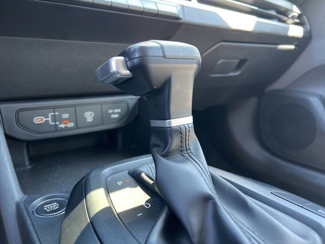 Certified 2025 Kia K4 LXS FWD image 23