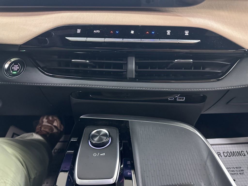 New 2026 Buick Enclave Preferred w/ Power Package AWD/4WD image 42