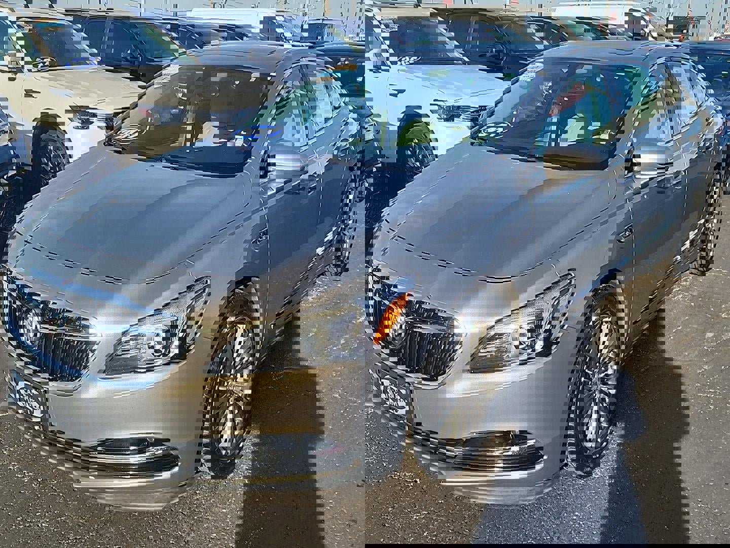 Used 2017 Buick LaCrosse Essence w/ Sun and Shade Package image 3