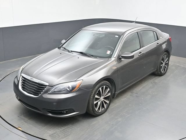 Used 2014 Chrysler 200 Touring w/ 200 S Group FWD image 32