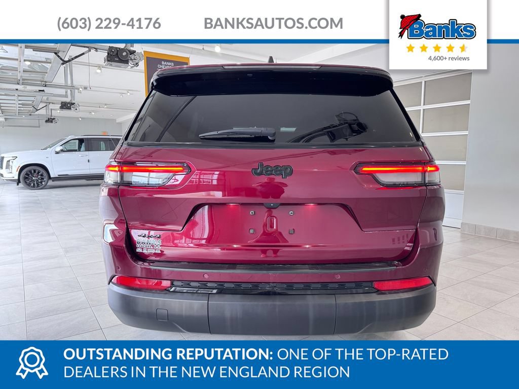 Used 2025 Jeep Grand Cherokee L Laredo AWD/4WD image 7