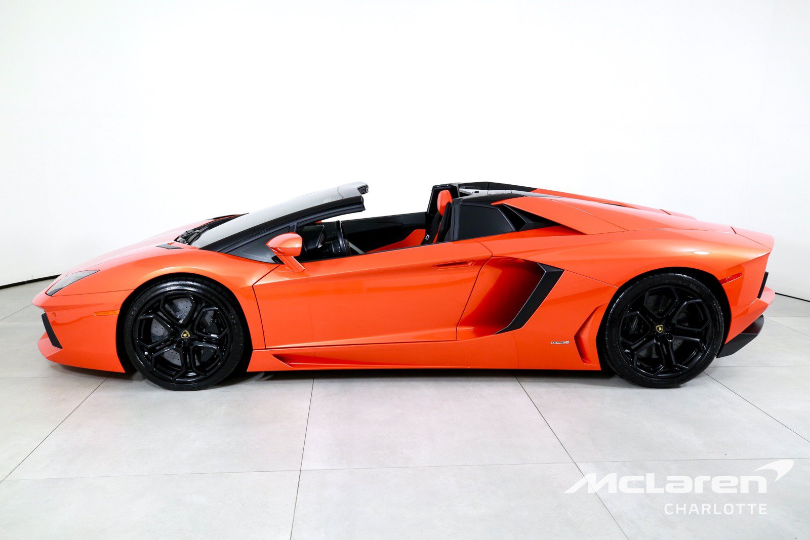 Used 2014 Lamborghini Aventador LP 700-4 AWD/4WD image 7