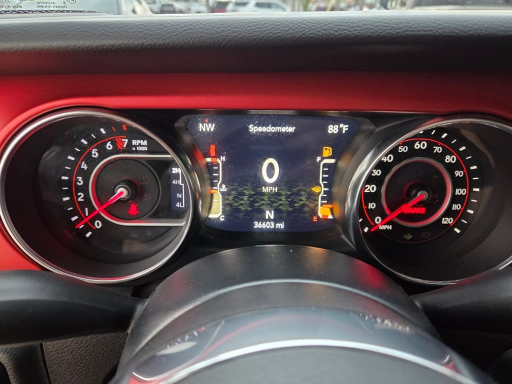 Used 2022 Jeep Wrangler Rubicon AWD/4WD image 32