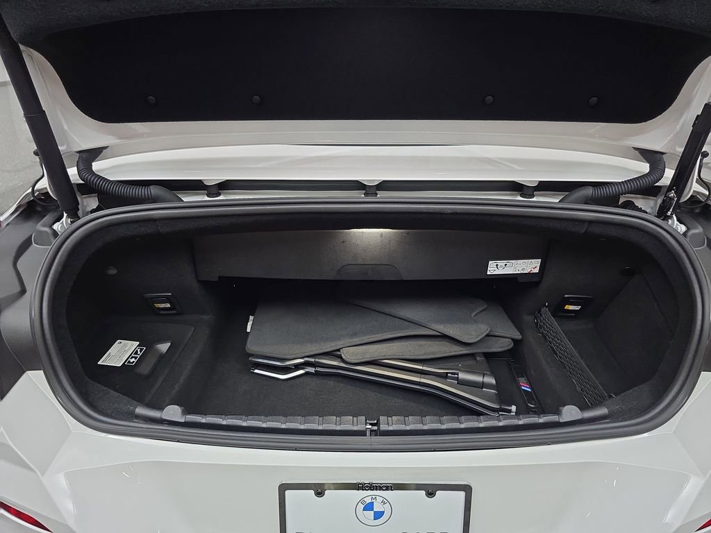 Used 2022 BMW 840i xDrive Convertible image 14