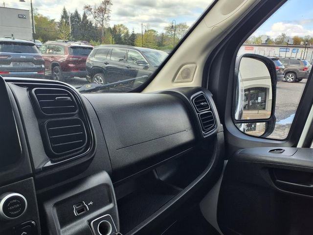 Used 2024 RAM ProMaster 2500 w/ Convenience Group image 26