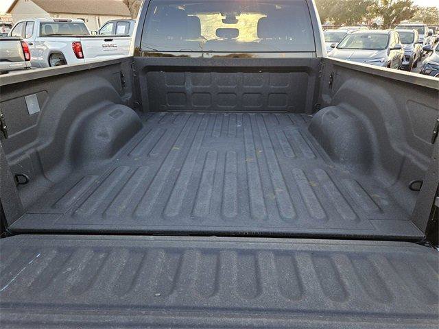 Used 2024 RAM 2500 Big Horn w/ Sport Appearance Package image 13
