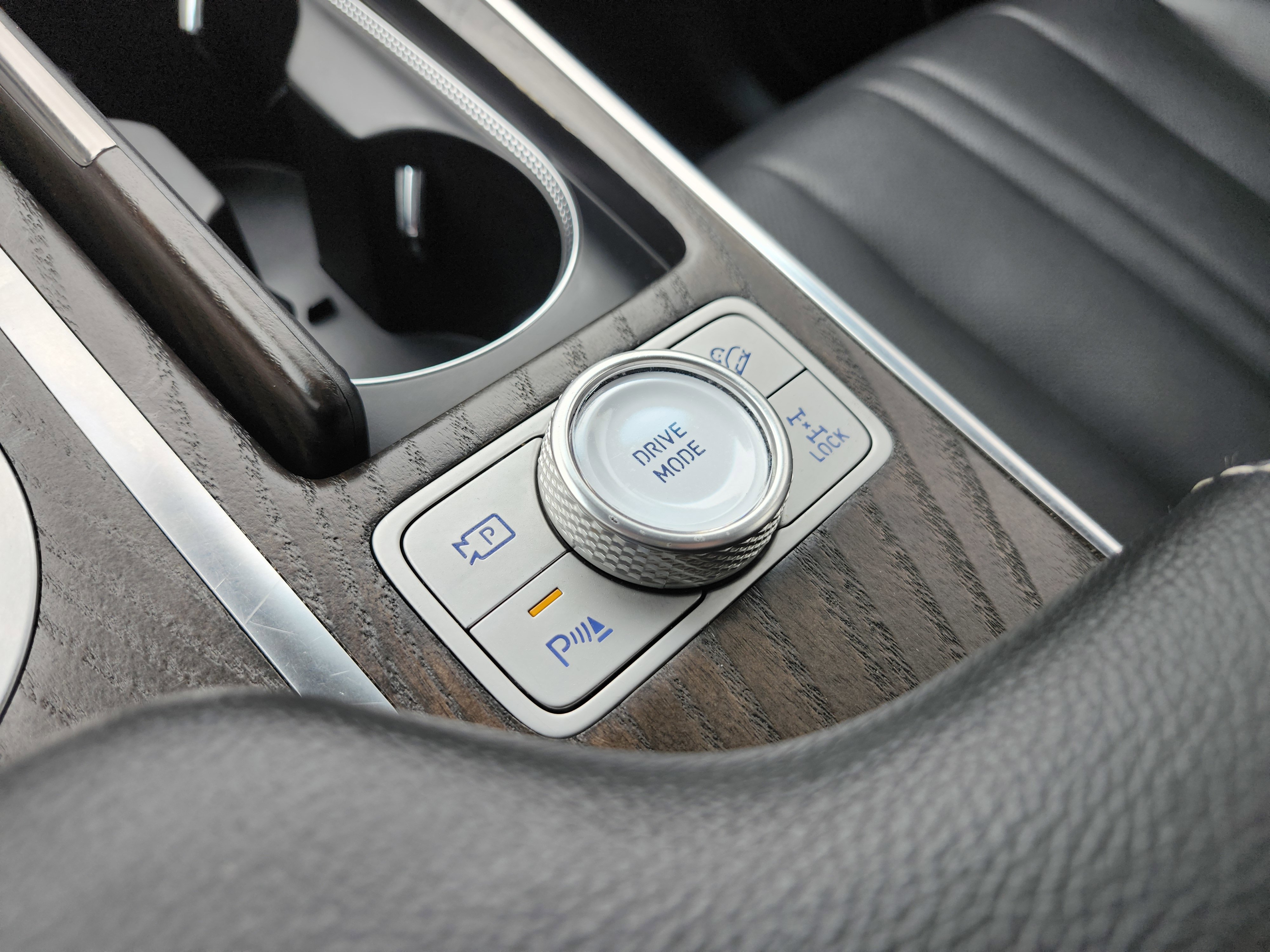 Used 2024 Genesis GV80 2.5T AWD/4WD image 13