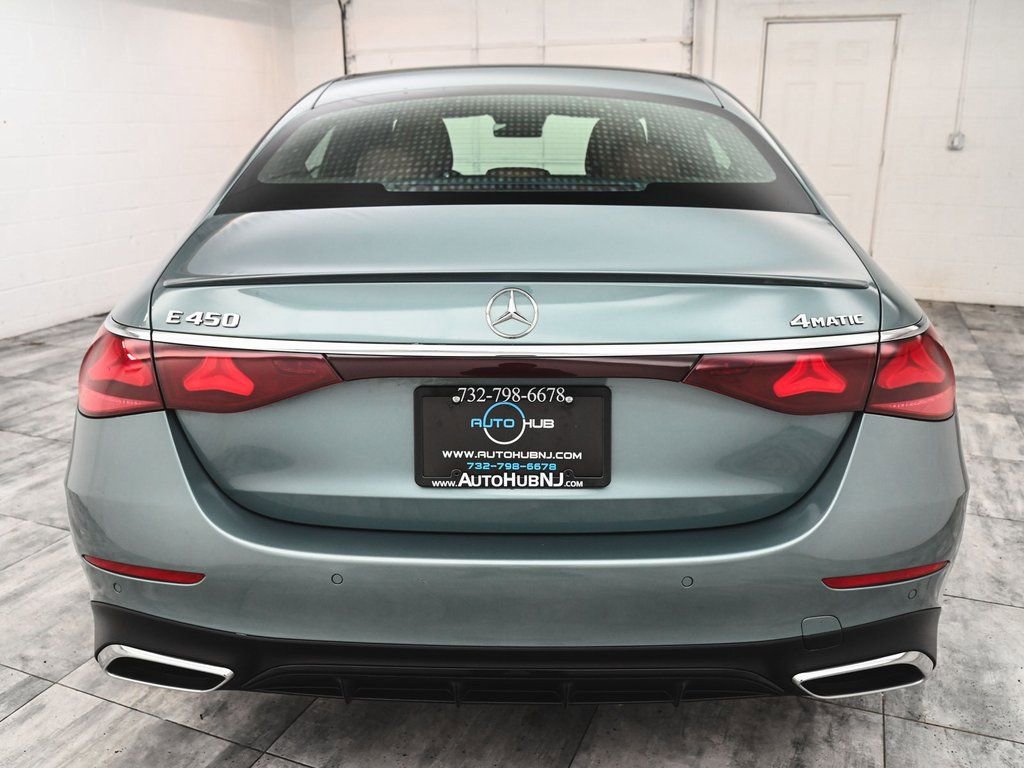 Used 2024 Mercedes-Benz E 450 4MATIC Sedan image 5