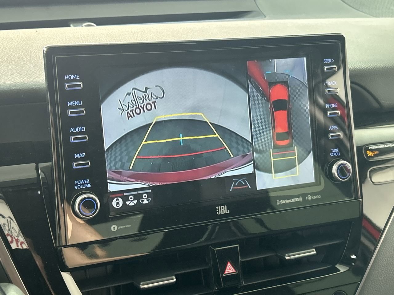 Used 2024 Toyota Camry XSE w/ Navigation Package image 16