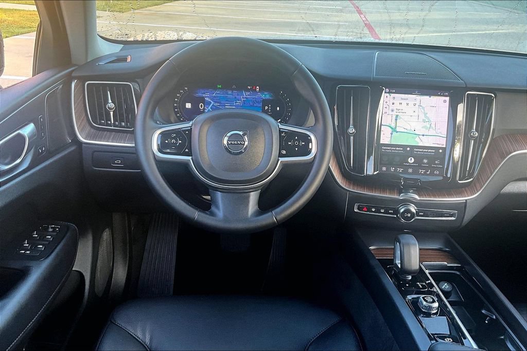 Certified 2023 Volvo XC60 B5 Plus w/ Climate Package AWD/4WD image 7