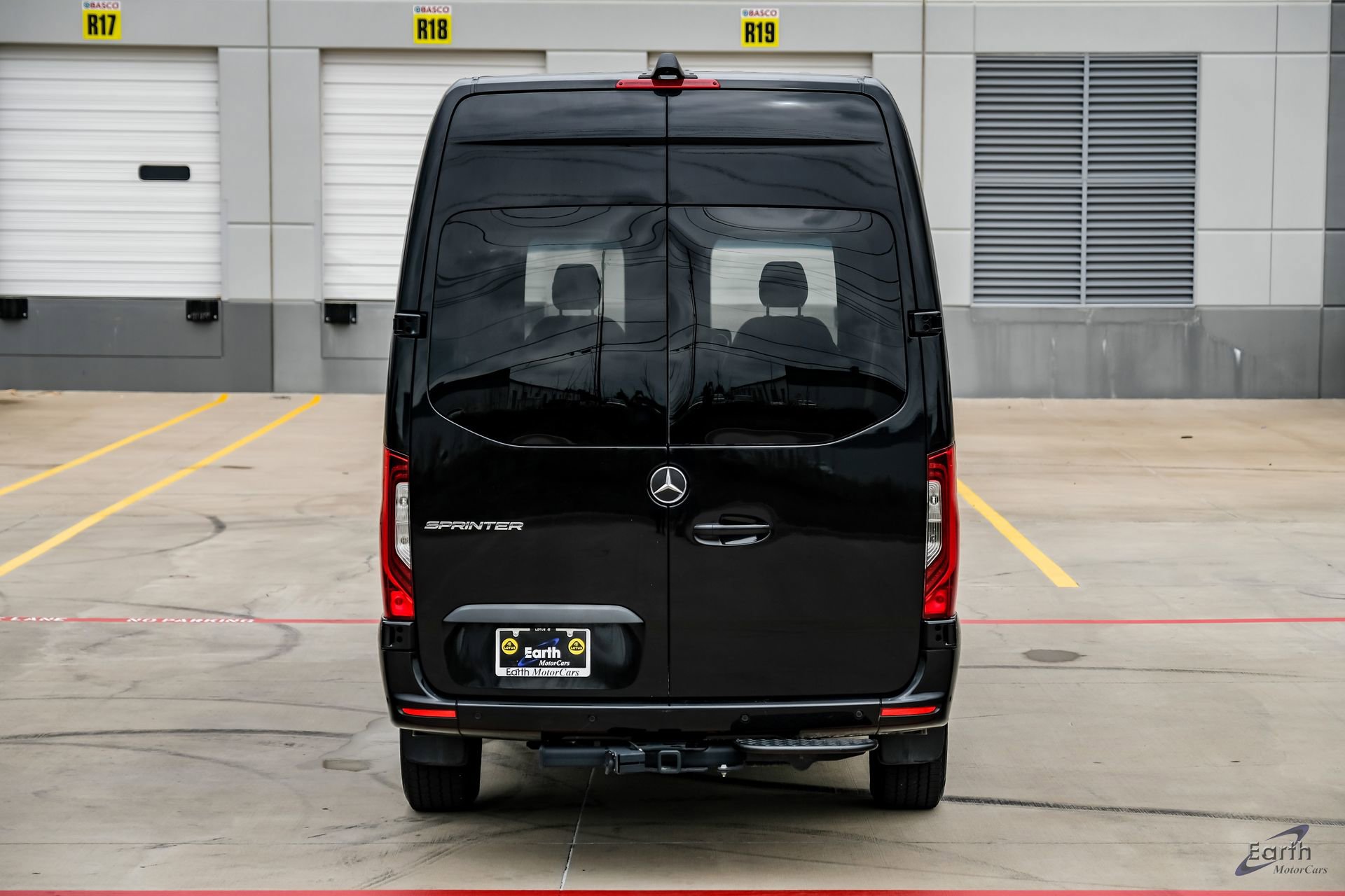 Used 2024 Mercedes-Benz Sprinter 2500 image 13