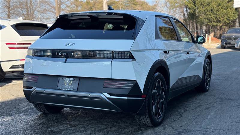 Used 2024 Hyundai Ioniq 5 SEL image 5