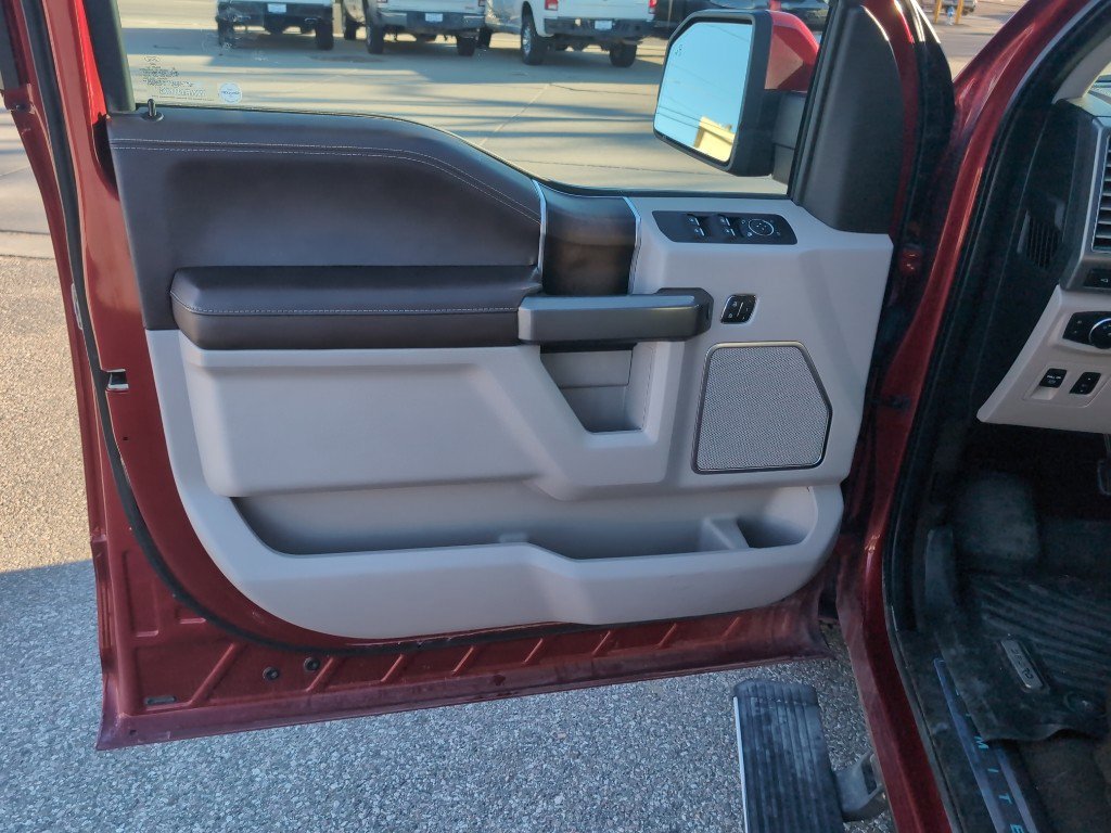 Used 2019 Ford F150 Limited image 9