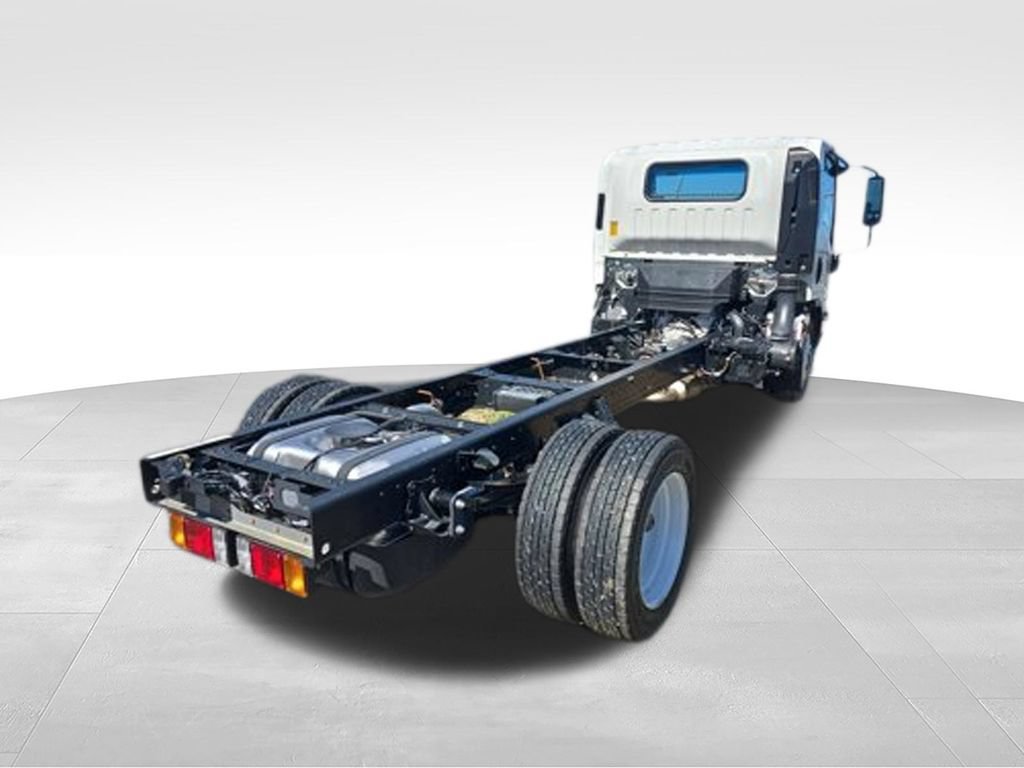 New 2026 Chevrolet Low Cab Forward RWD image 8