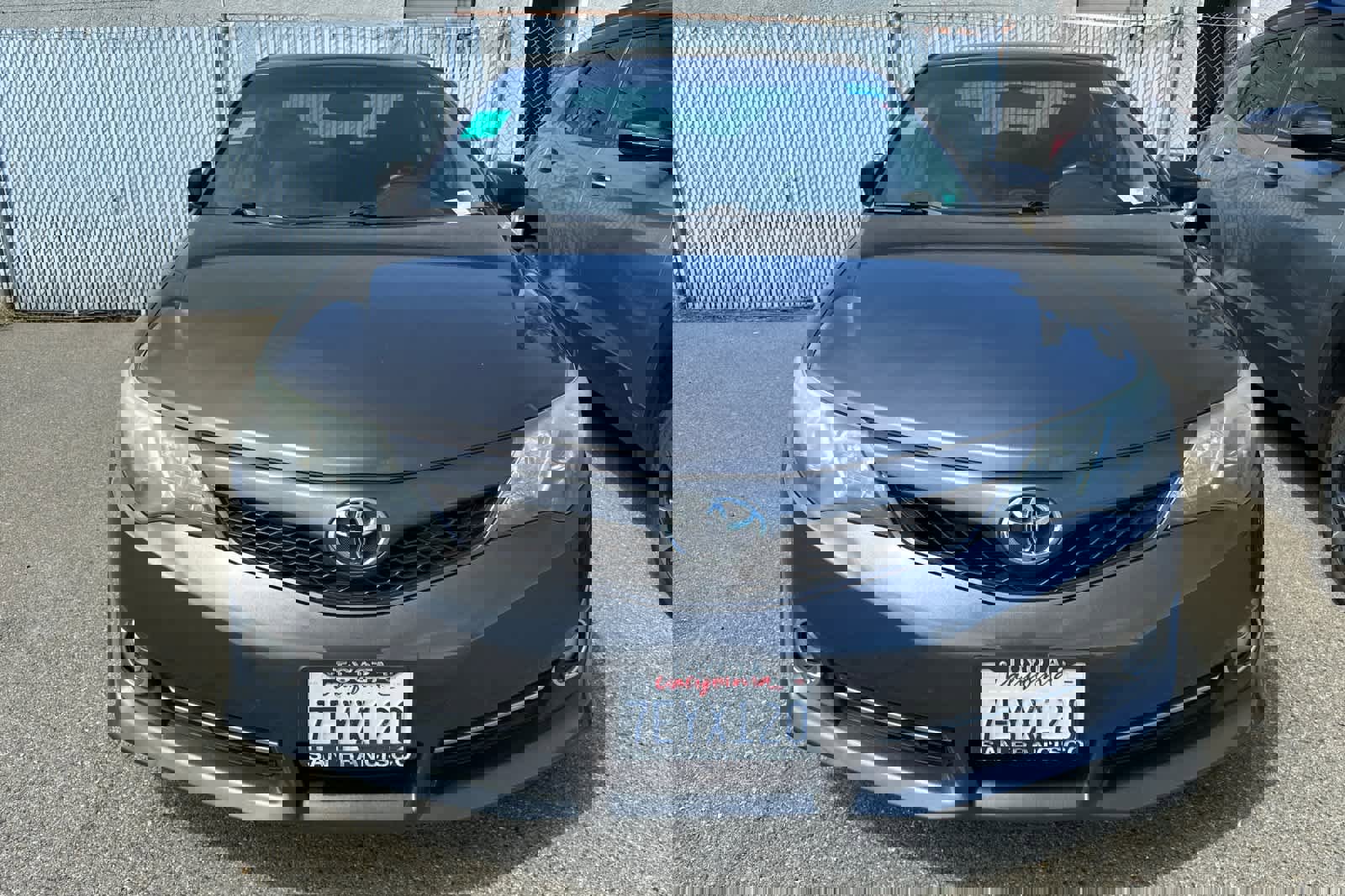 Used 2014 Toyota Camry SE FWD video 2