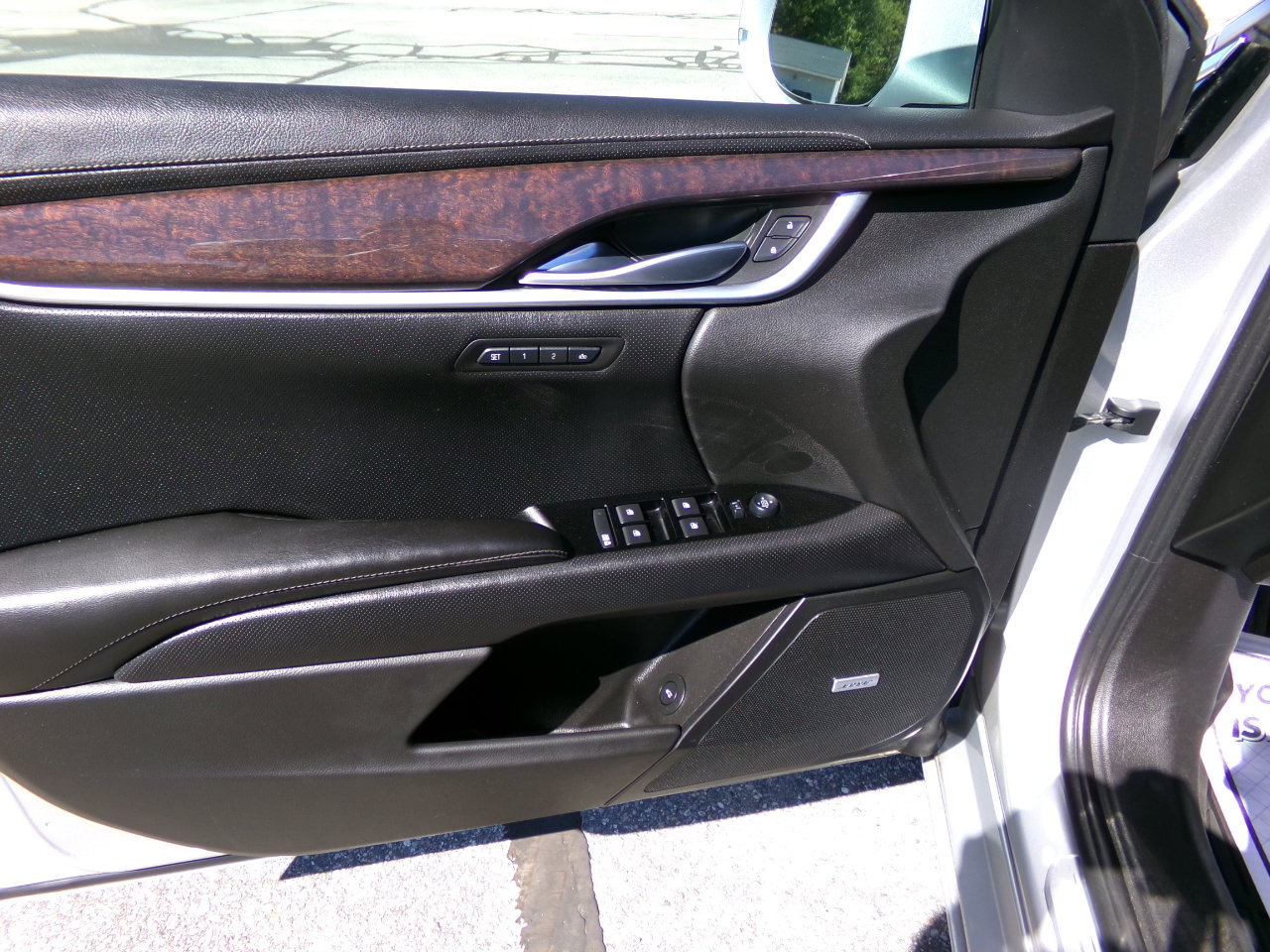 Used 2014 Cadillac XTS Luxury image 10