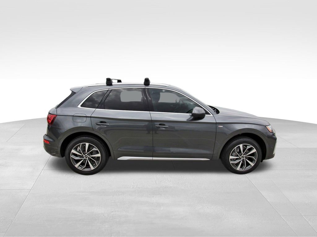 Used 2023 Audi Q5 2.0T Premium Plus w/ Premium Plus Package AWD/4WD image 5