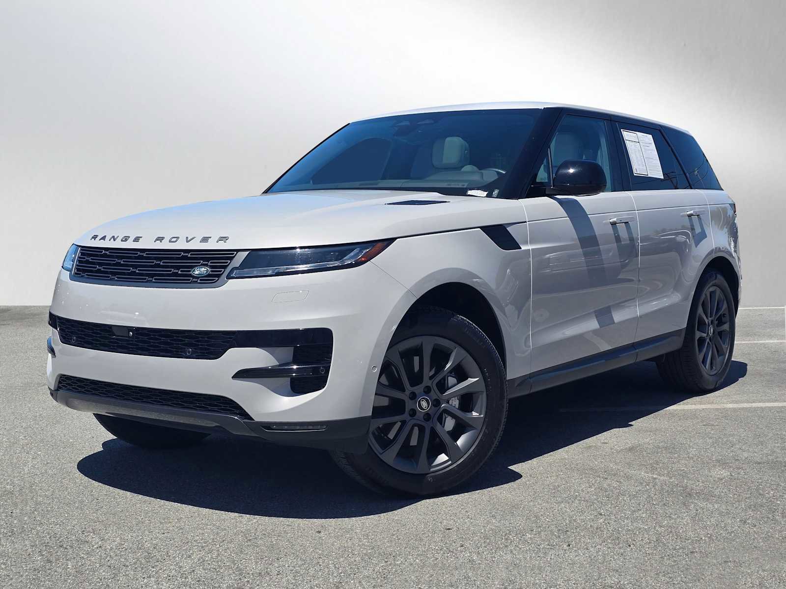 Used 2025 Land Rover Range Rover Sport