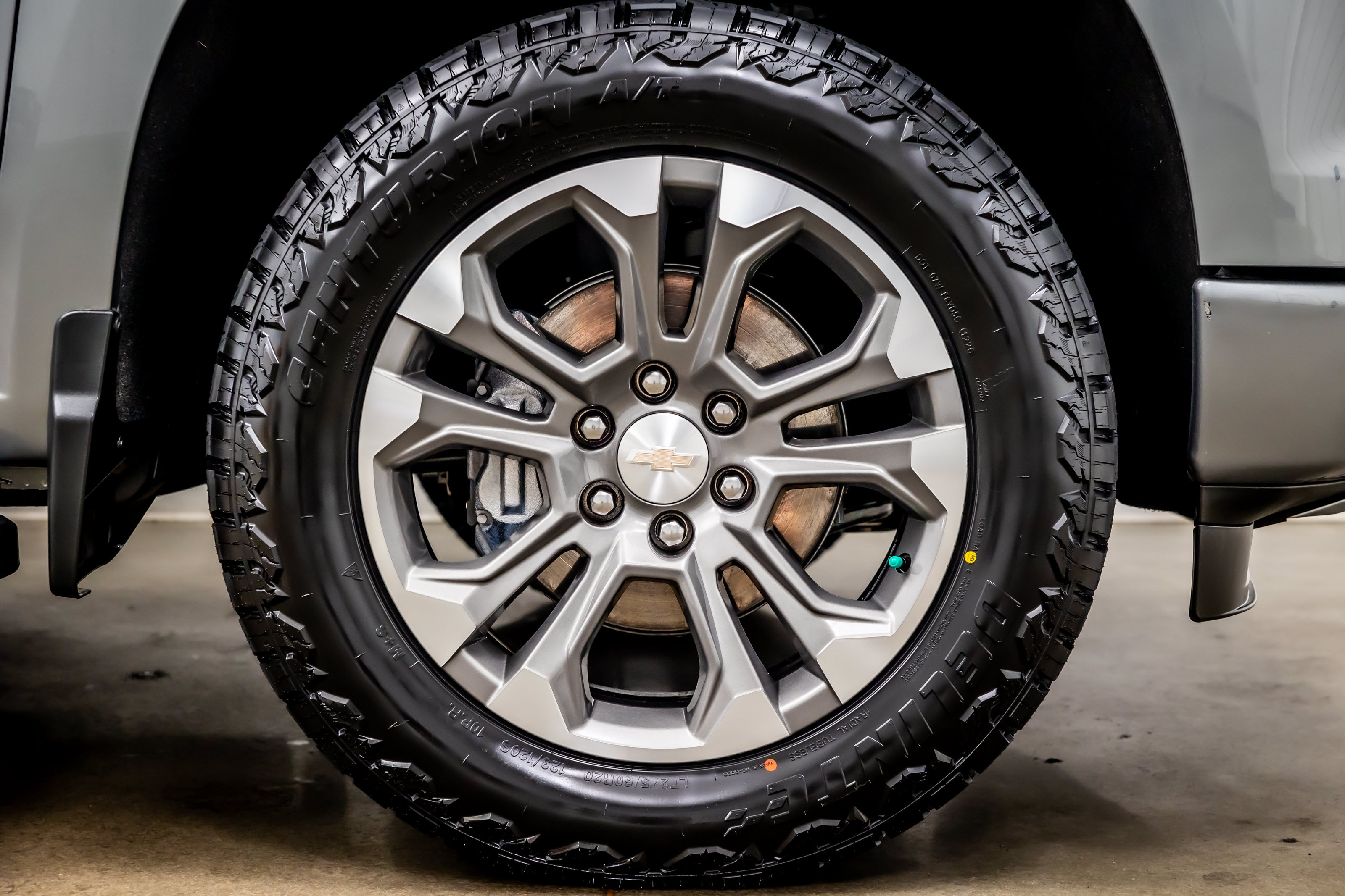 Used 2024 Chevrolet Silverado 1500 High Country w/ Z71 Off-Road Package AWD/4WD image 40