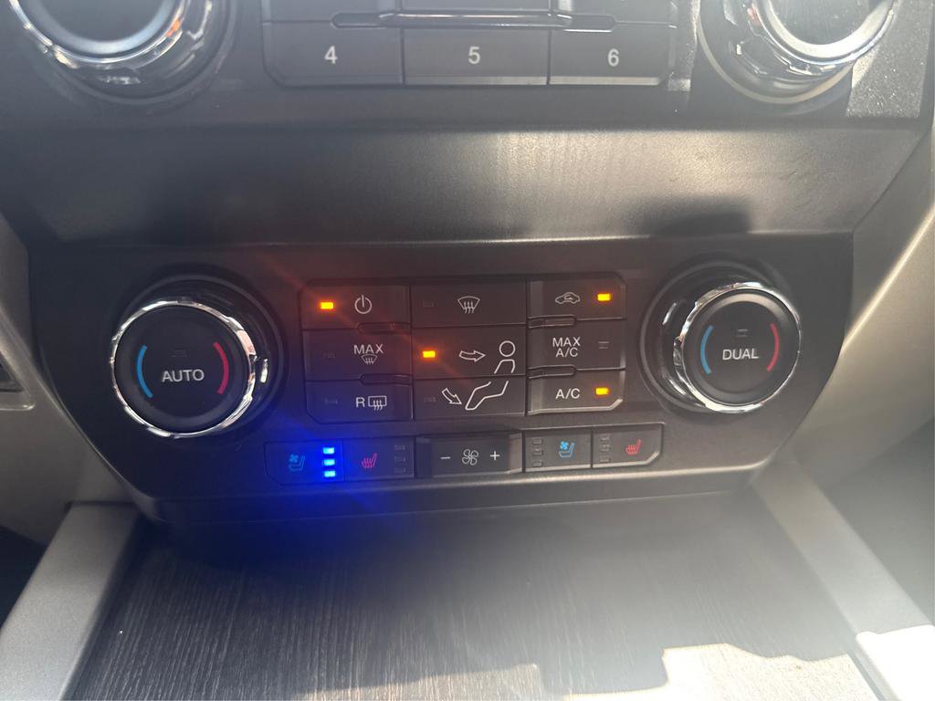 Used 2021 Ford F350 Lariat w/ Tremor Off-Road Package image 22