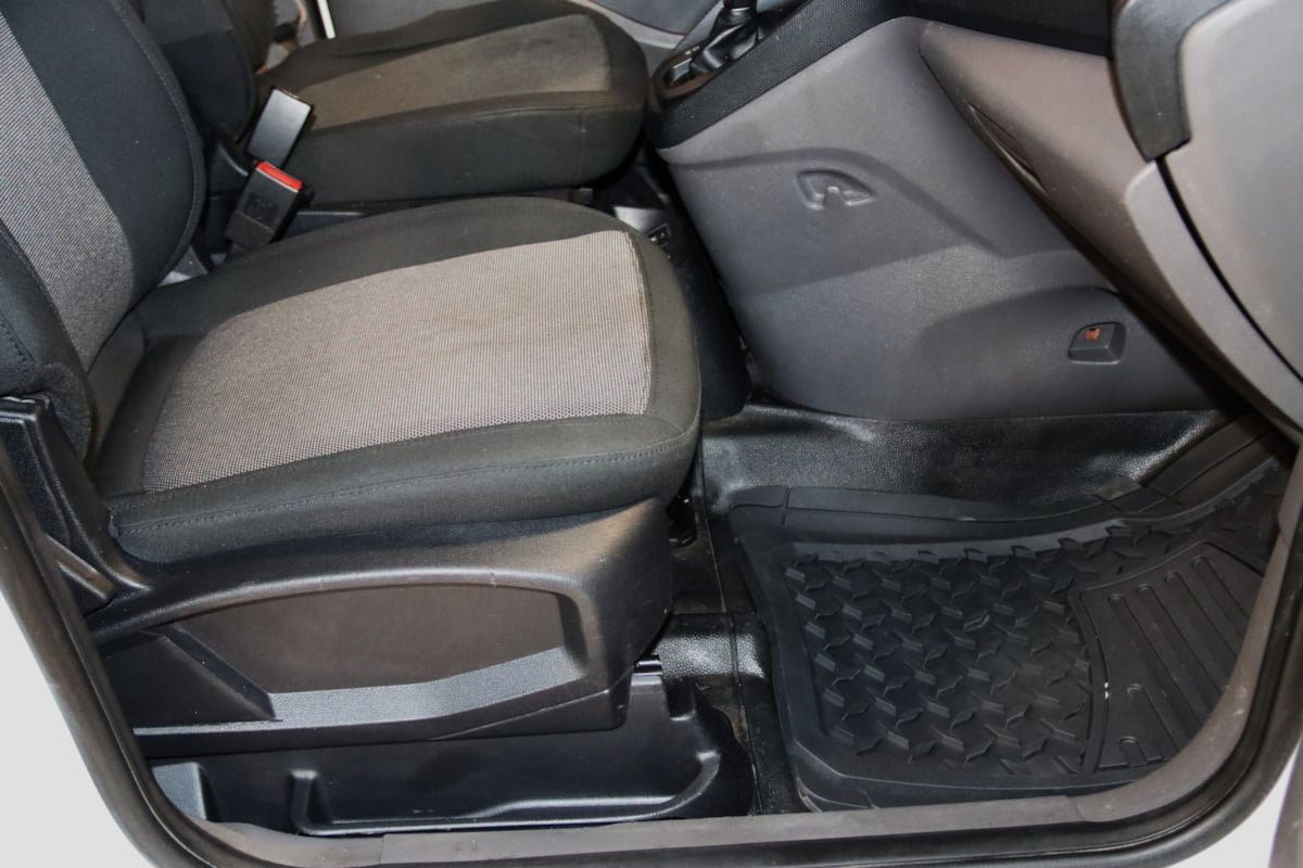 Used 2019 Ford Transit Connect XL FWD image 40