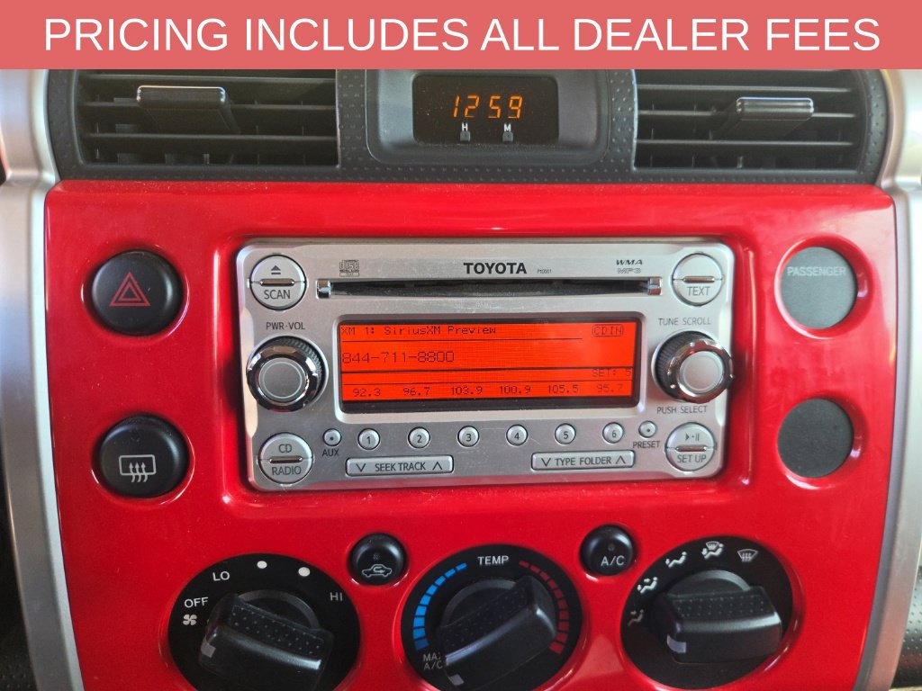 Used 2012 Toyota FJ Cruiser 4WD w/ Trail Teams Special Edition image 21