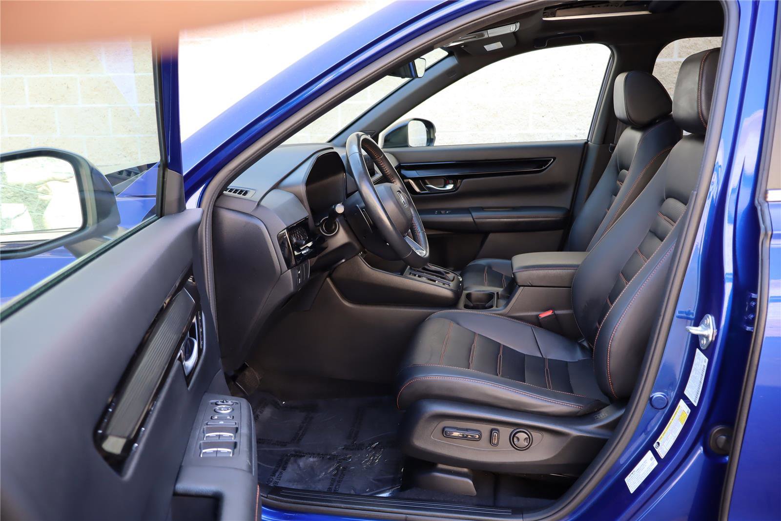 Used 2023 Honda CR-V Sport Touring image 12
