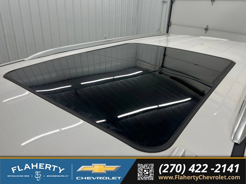 Used 2024 Chevrolet Tahoe High Country AWD/4WD image 35