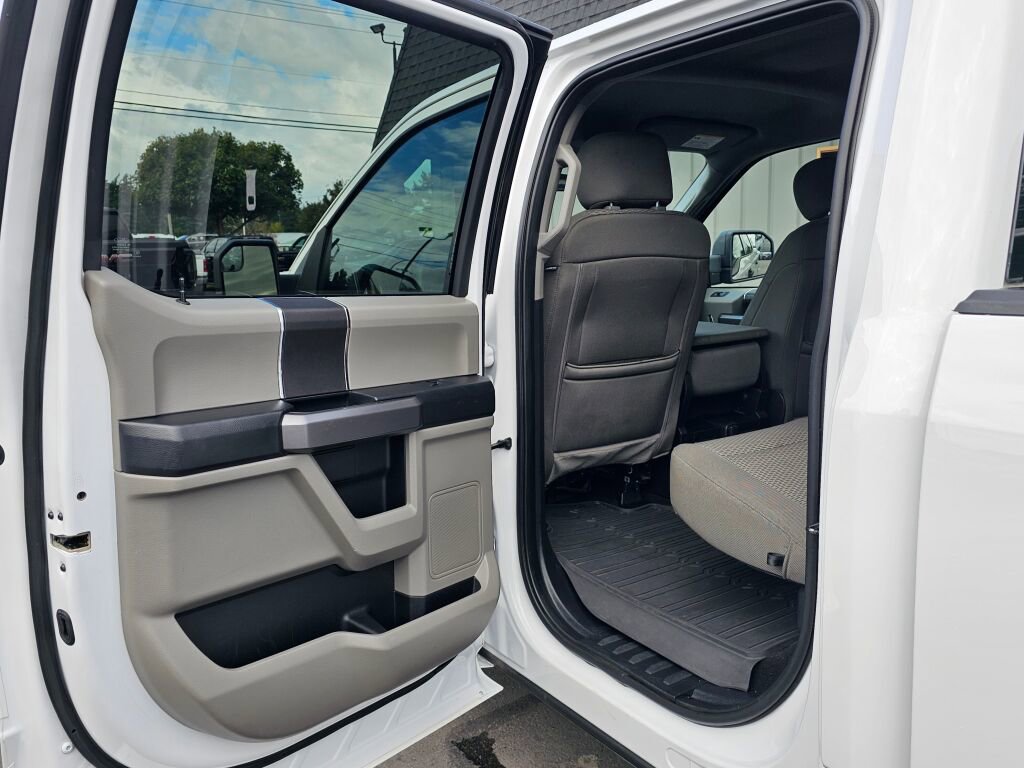 Used 2019 Ford F150 XLT w/ Trailer Tow Package image 22