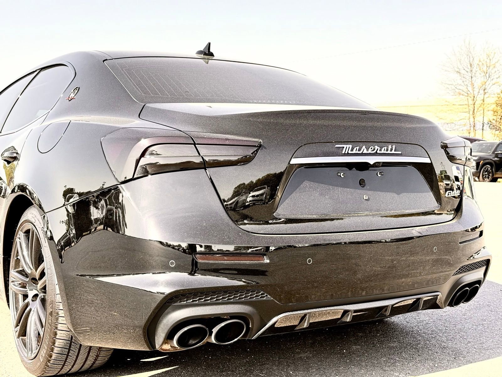 Used 2021 Maserati Ghibli Trofeo image 4
