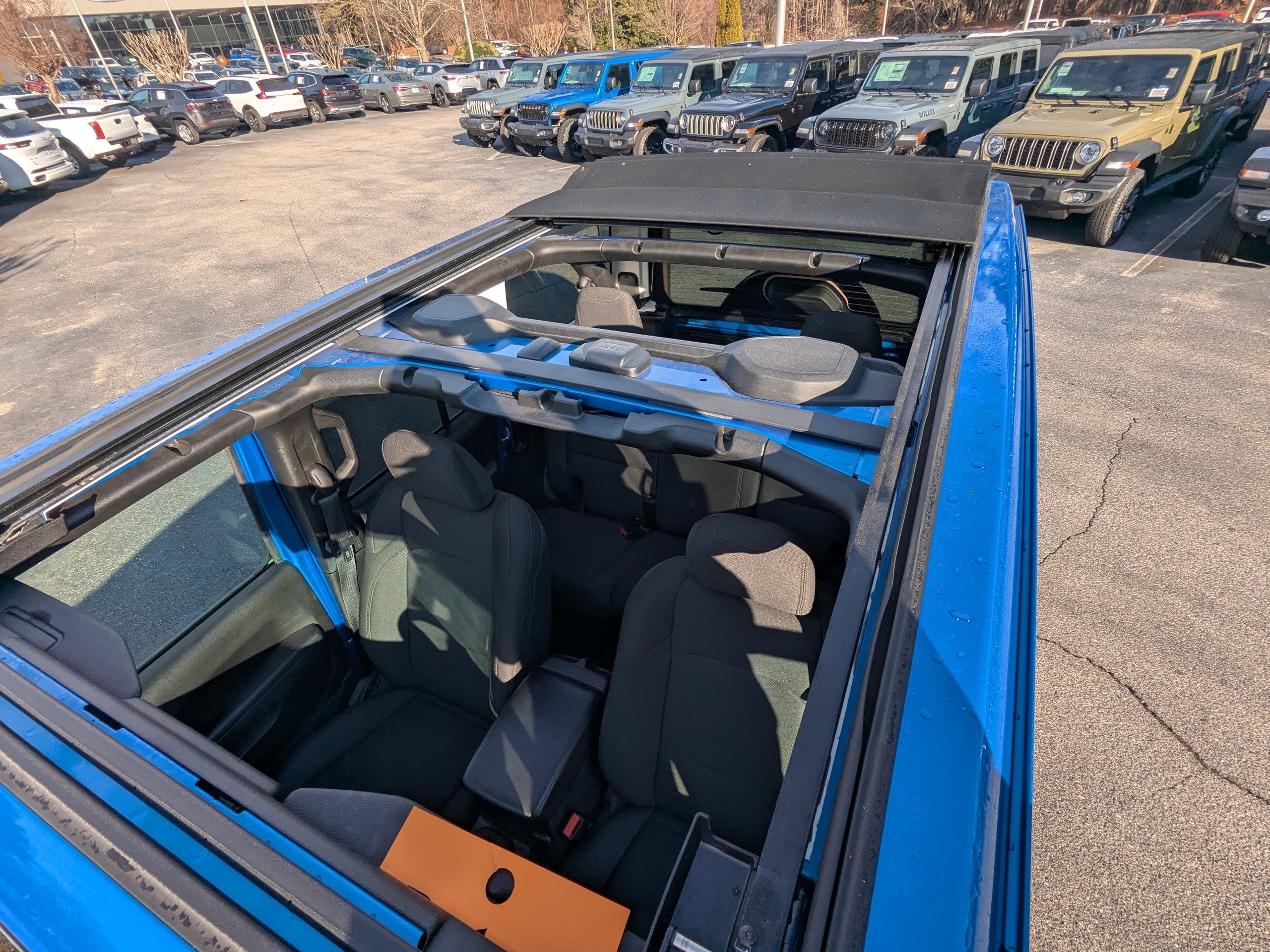 Certified 2022 Jeep Wrangler Sport S w/ Sun And Sound Package image 13