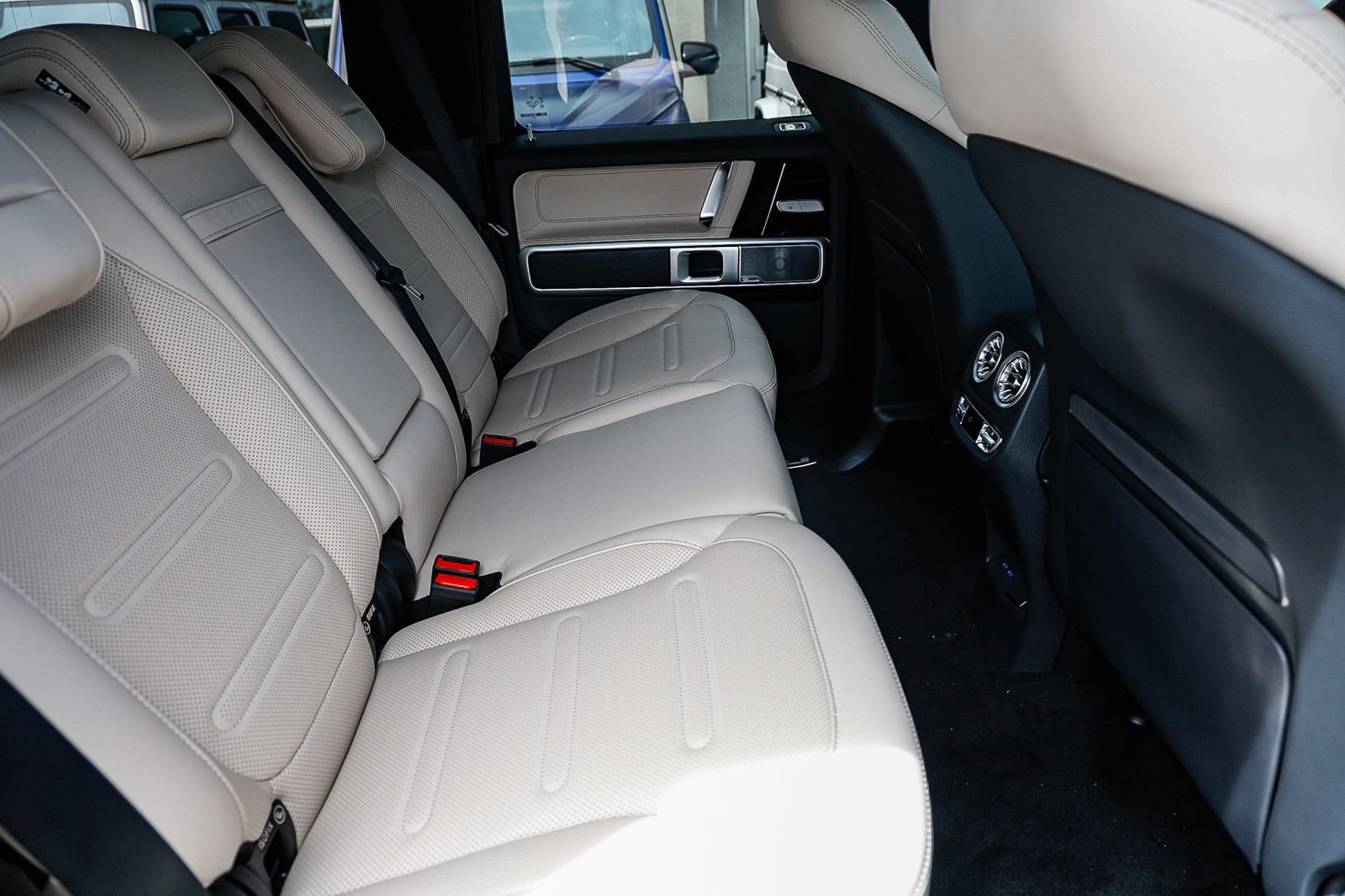 New 2026 Mercedes-Benz G 550 image 18