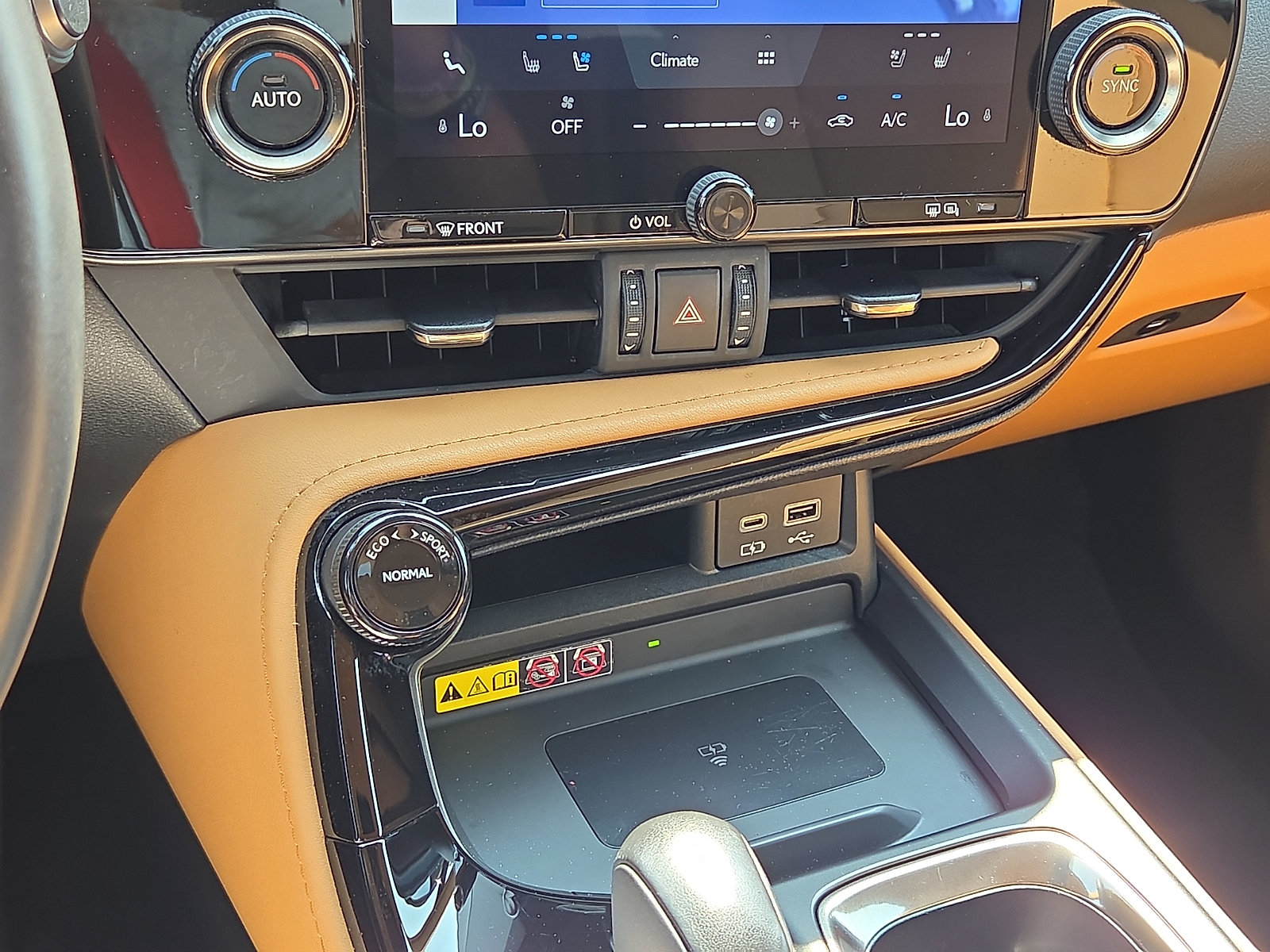 Used 2024 Lexus NX 250 FWD image 19