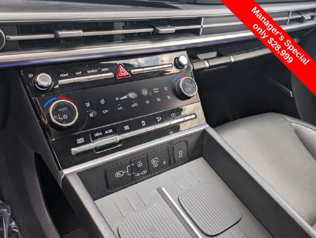 Used 2024 Hyundai Santa Fe Limited AWD/4WD image 22