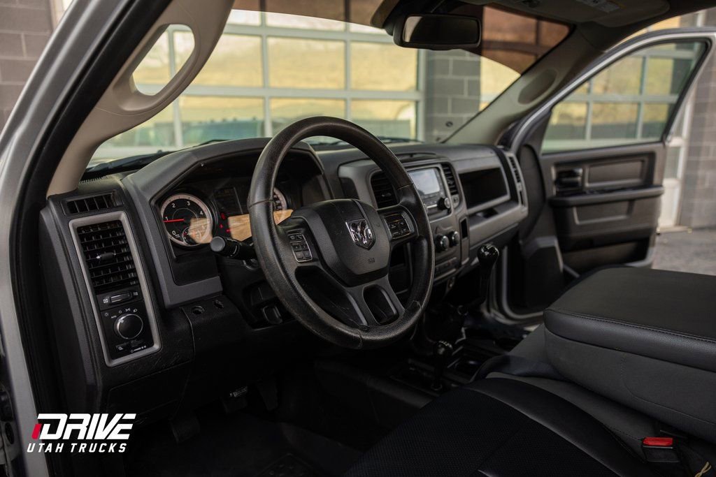 Used 2017 RAM 3500 Tradesman w/ Chrome Appearance Group image 22