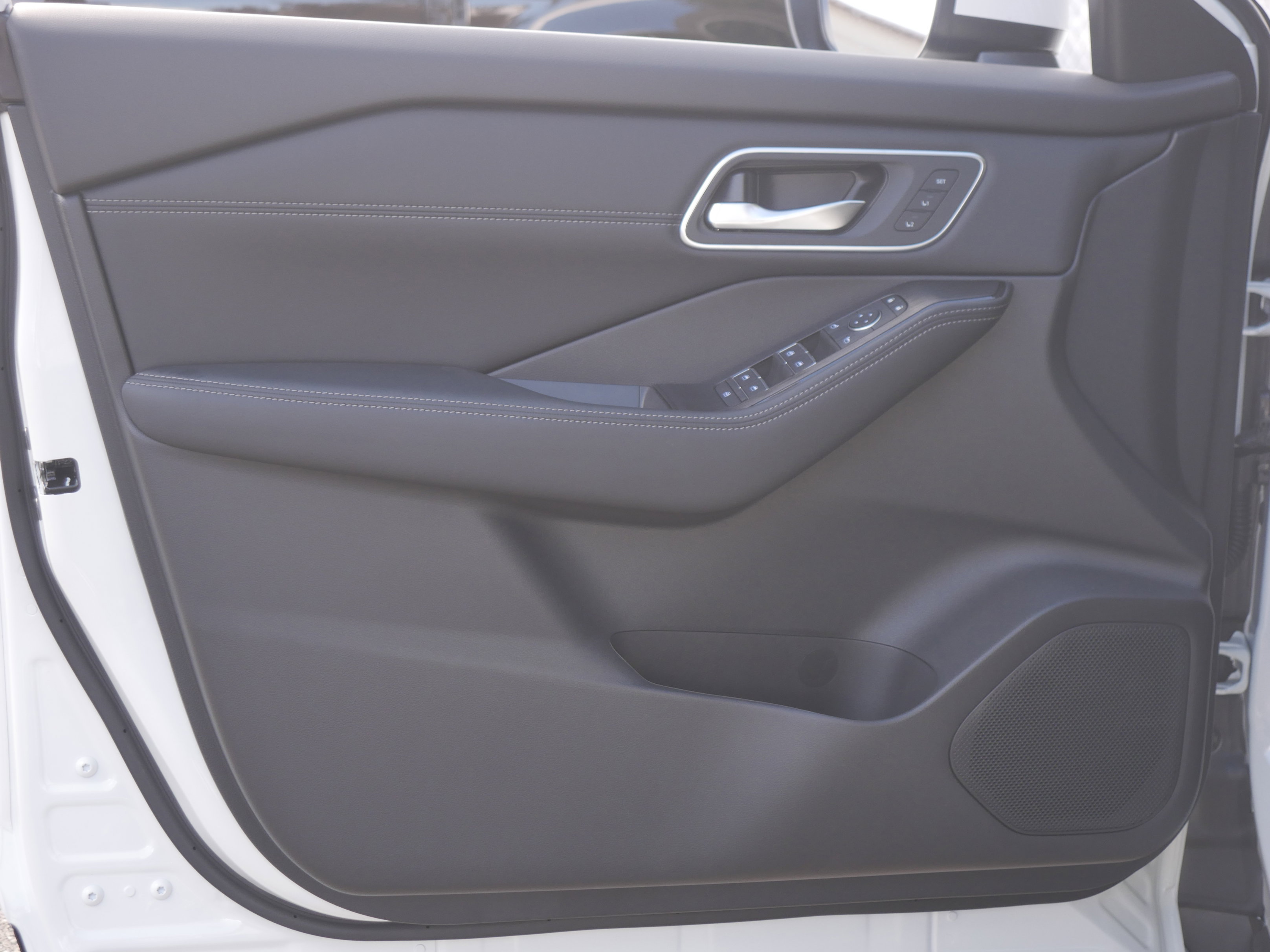 New 2026 Nissan Rogue Platinum w/ Platinum Premium Package image 34