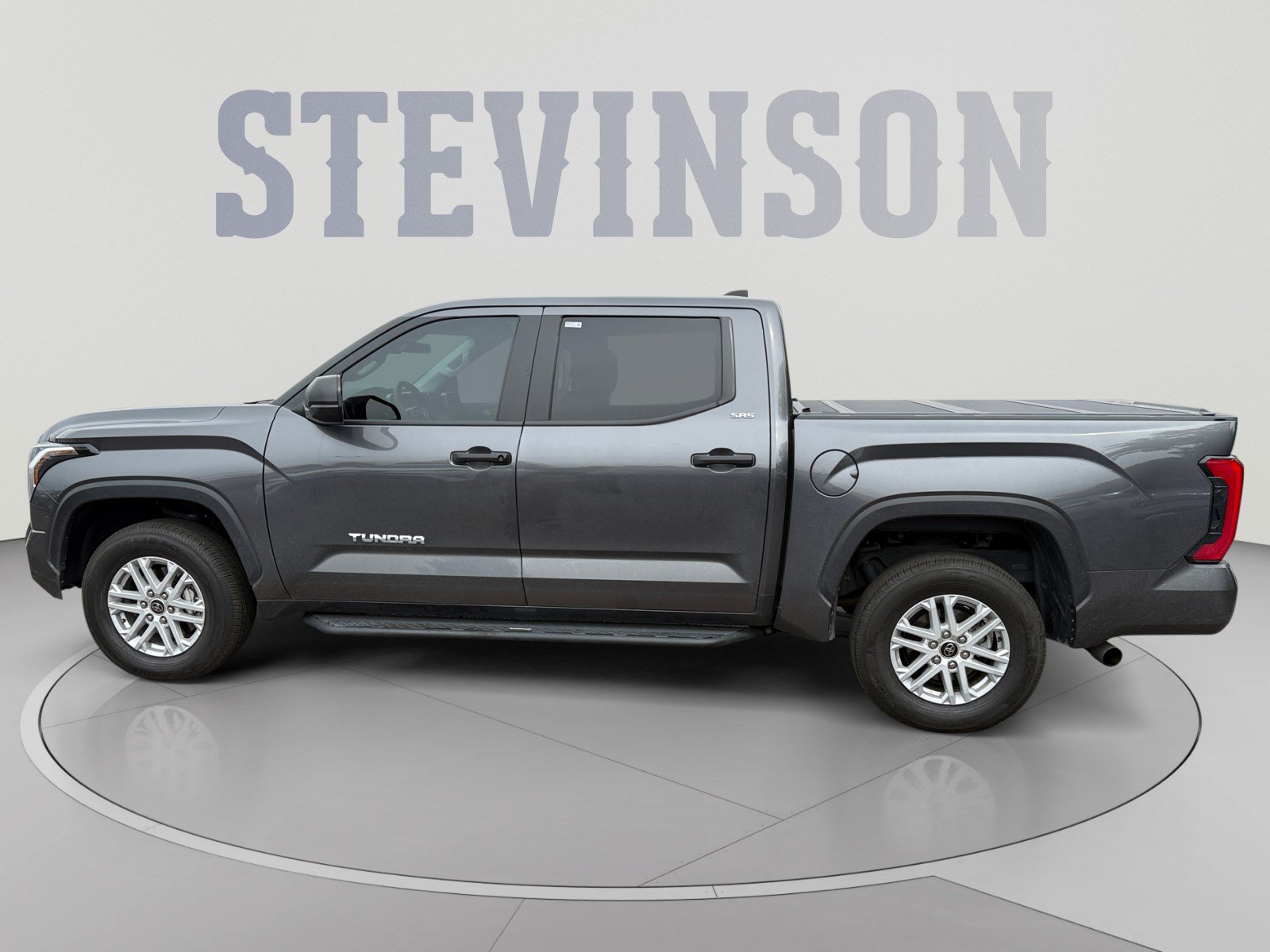 Used 2024 Toyota Tundra SR5 AWD/4WD image 2