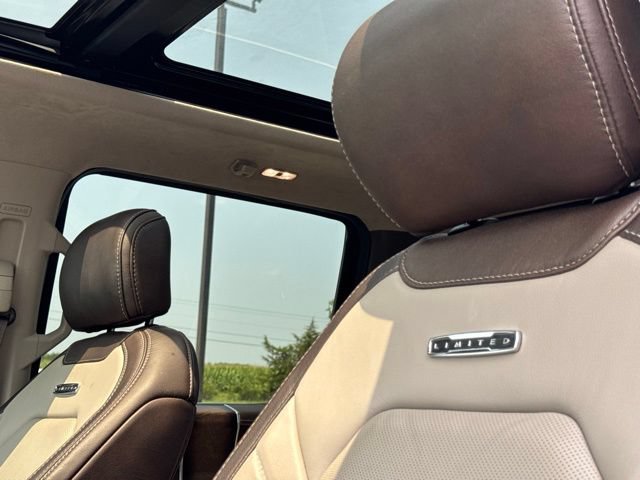 Used 2019 Ford F350 Limited w/ FX4 Off-Road Package AWD/4WD image 37