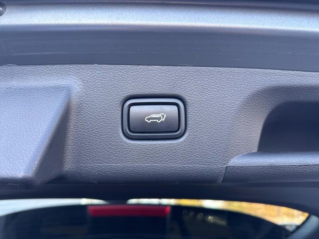 Used 2023 Hyundai Palisade Limited image 36