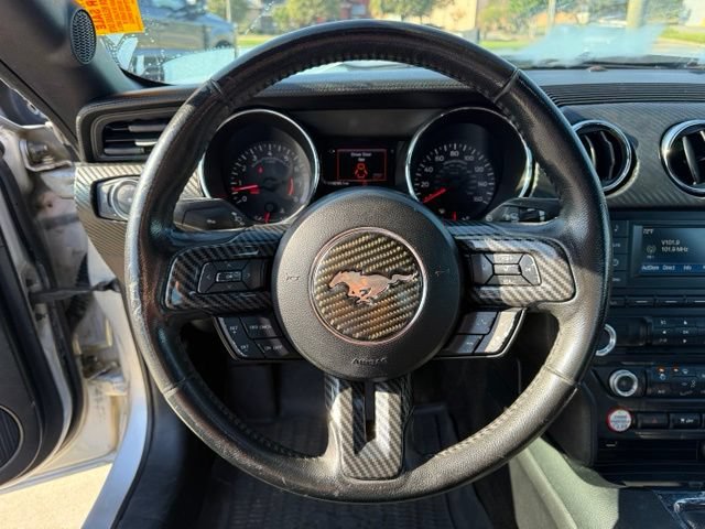 Used 2016 Ford Mustang Coupe RWD image 13