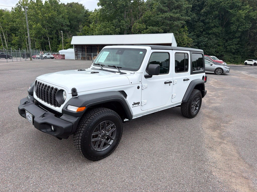 Used 2024 Jeep Wrangler Unlimited Sport AWD/4WD image 7