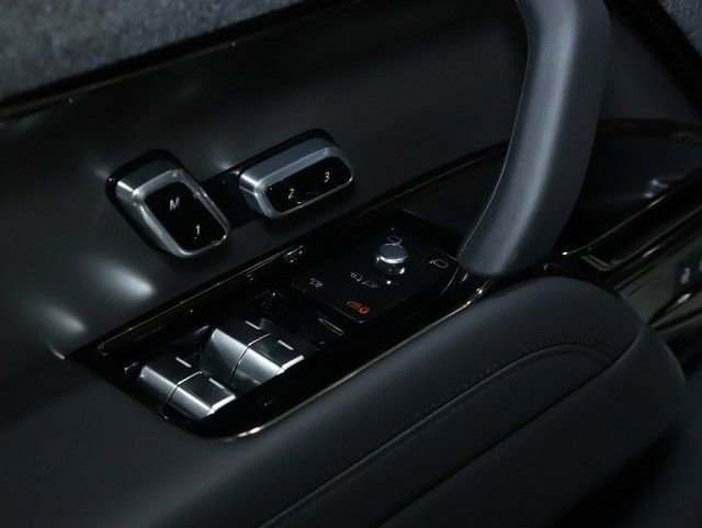 Certified 2025 Land Rover Range Rover Sport Dynamic SE image 30