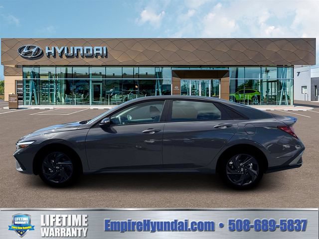 New 2026 Hyundai Elantra Sport FWD image 3