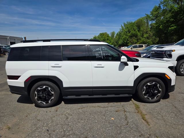 Used 2025 Hyundai Santa Fe SEL image 2