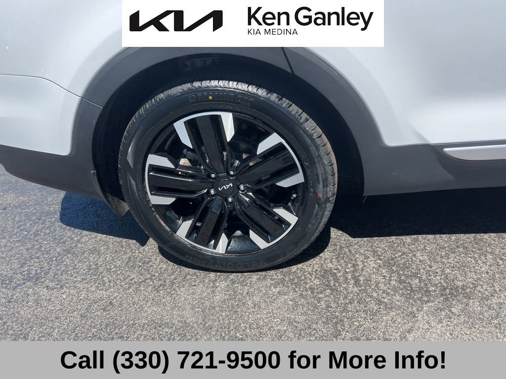 Certified 2024 Kia Telluride SX w/ Towing Package AWD/4WD image 23