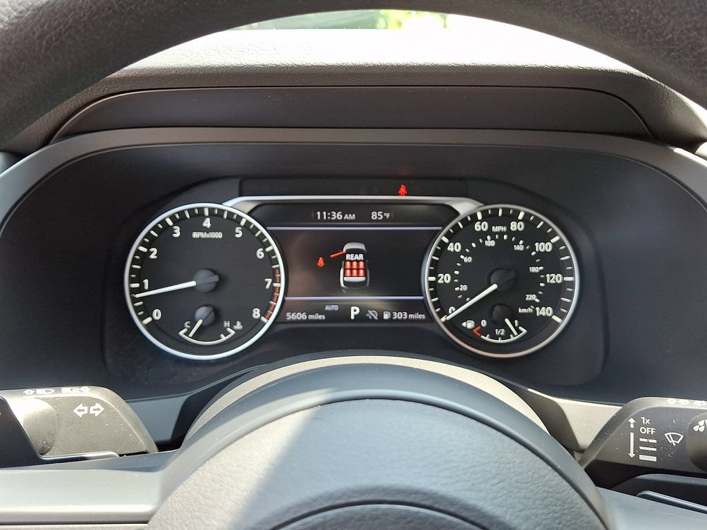 Used 2025 Nissan Pathfinder S AWD/4WD image 22