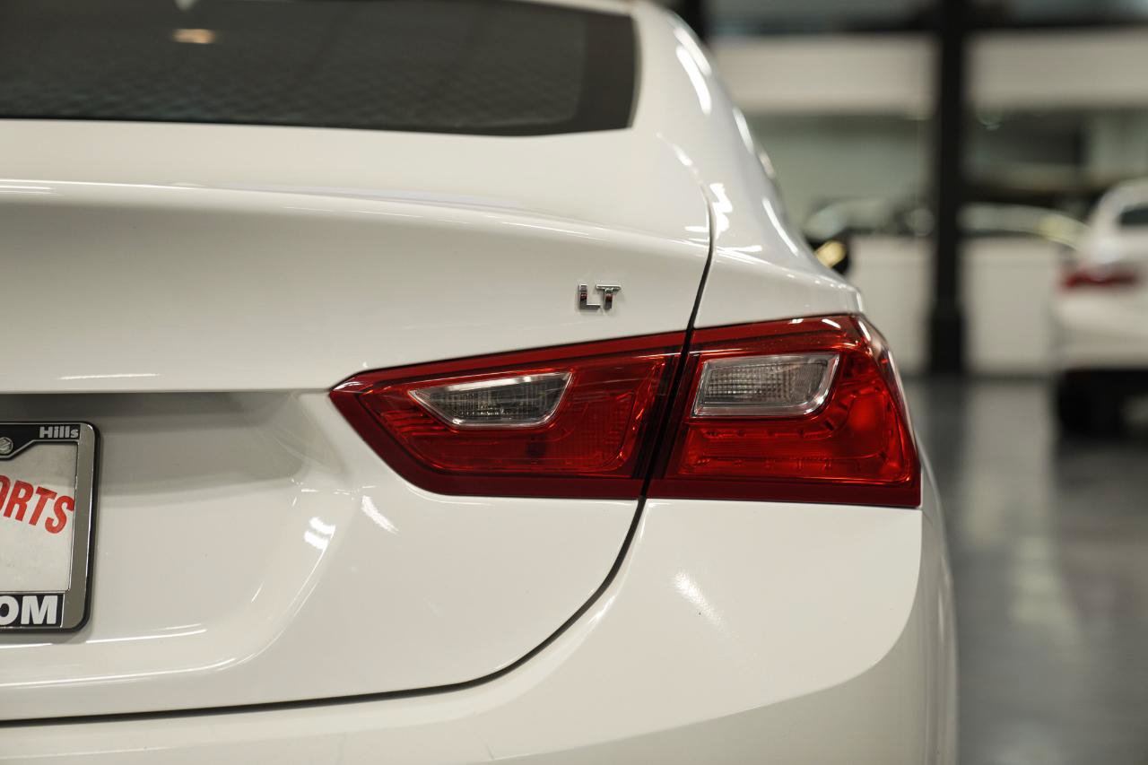 Used 2024 Chevrolet Malibu LT FWD image 17