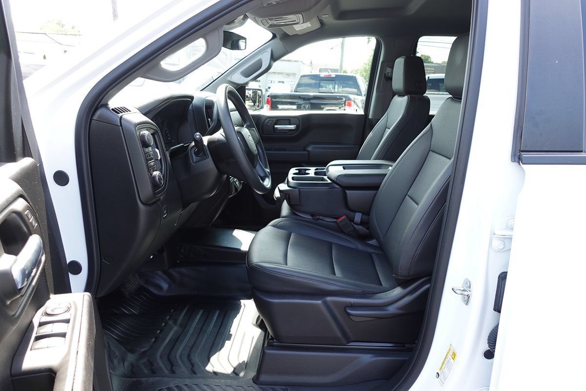 Used 2024 Chevrolet Silverado 1500 W/T w/ WT Value Package AWD/4WD image 16
